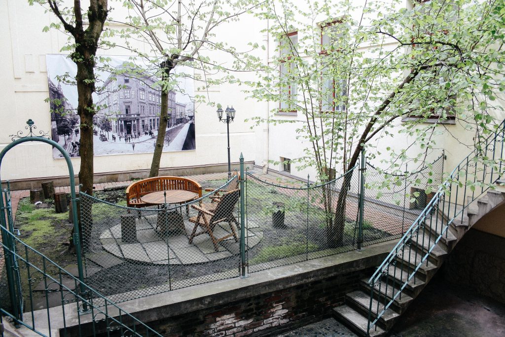 Center's